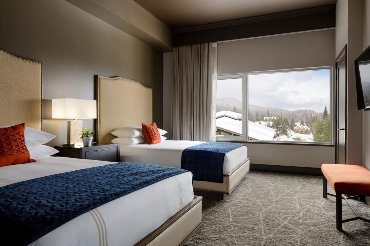 The Josie Hotel, Autograph Collection Rossland Buitenkant foto